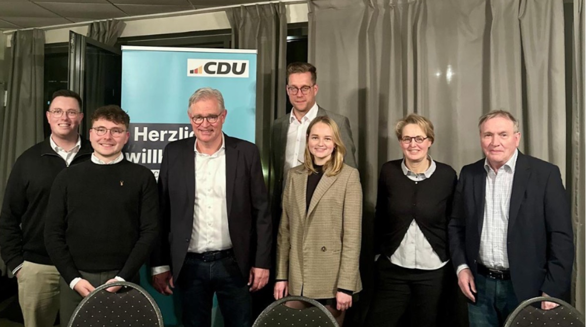 CDU Sarstedt setzt auf Neuanfang: Sebastian Brandes einstimmig zum B�rgermeisterkandidaten gew�hlt